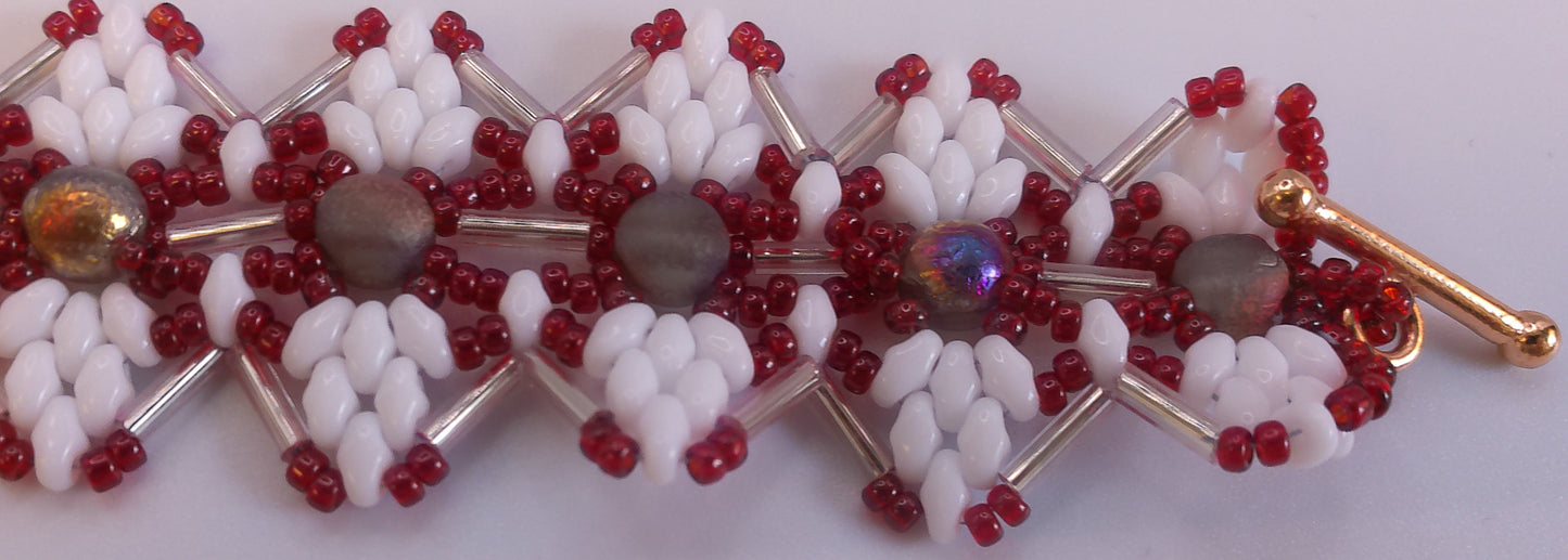 Aloe Bracelet in red and white