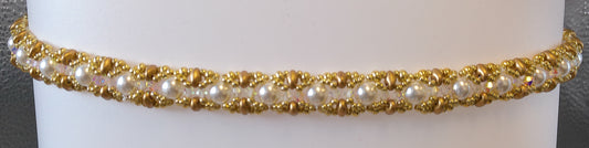 White Pearl Collar Necklace